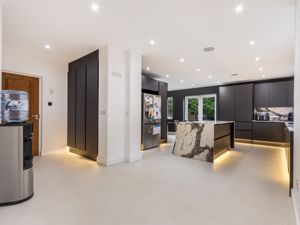 Photo 23- click for photo gallery